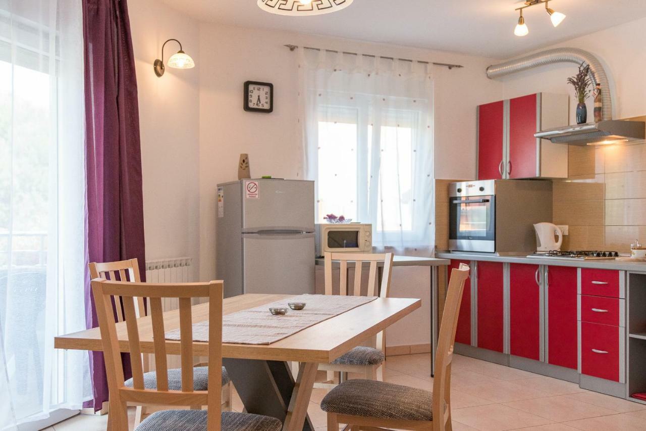 Antonija Apartment Pula Exterior photo